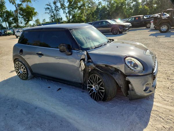 2015 MINI COOPER