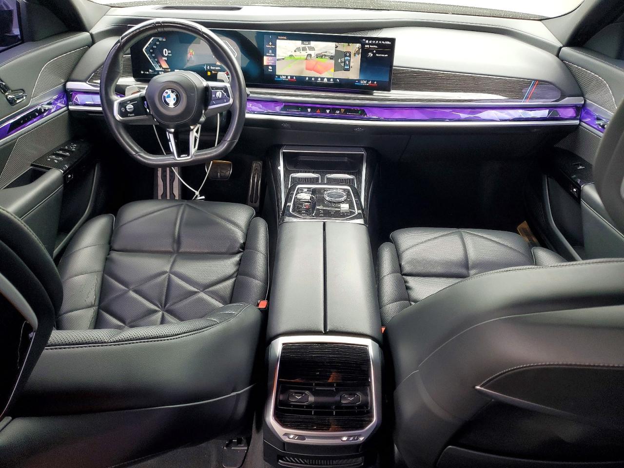 2023 BMW 740