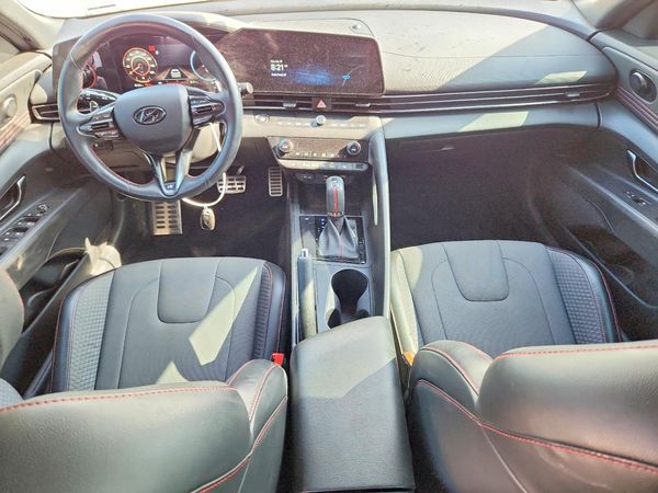 2023 HYUNDAI ELANTRA