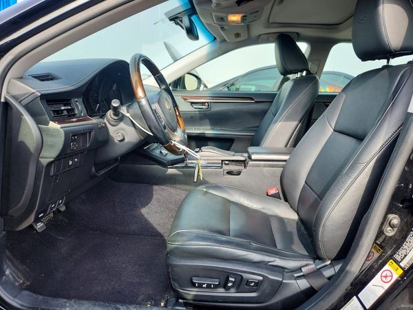 2013 LEXUS ES 350