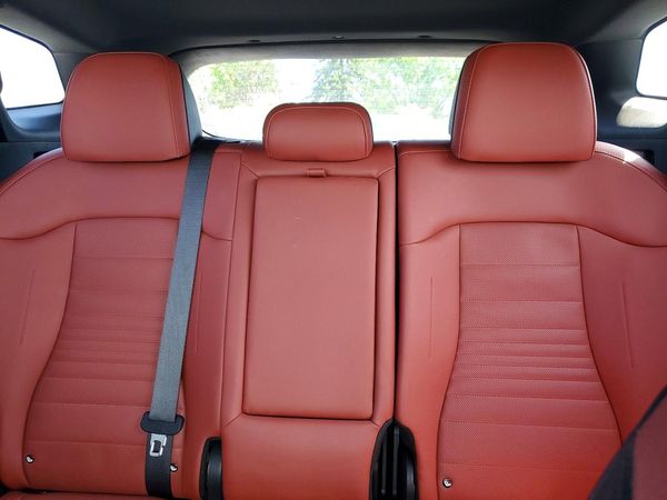 2024 KIA SPORTAGE SX-PRESTIGE or SX-P