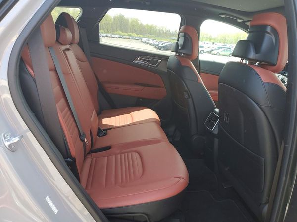 2024 KIA SPORTAGE SX-PRESTIGE or SX-P
