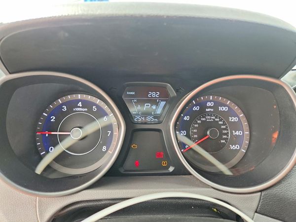 2015 HYUNDAI ELANTRA