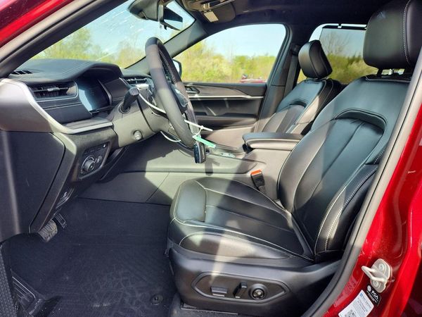 2024 JEEP GRAND CHEROKEE Limited 4XE