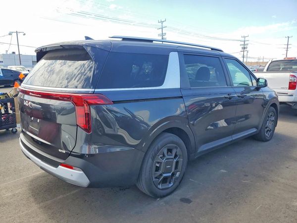 2025 KIA CARNIVAL