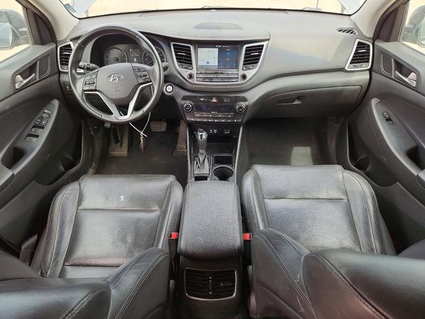 2018 HYUNDAI TUCSON
