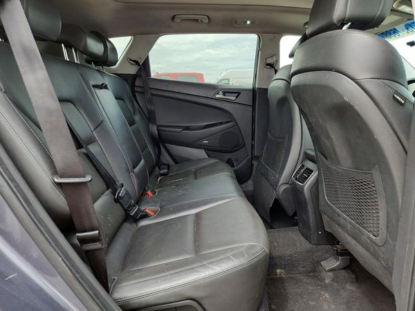 2018 HYUNDAI TUCSON