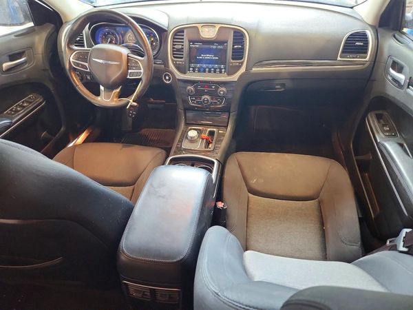 2019 CHRYSLER 300