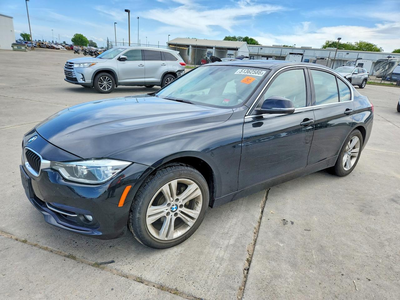 2018 BMW 330