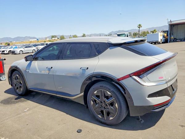 2025 KIA EV6