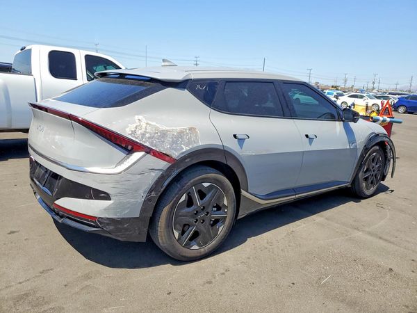 2025 KIA EV6