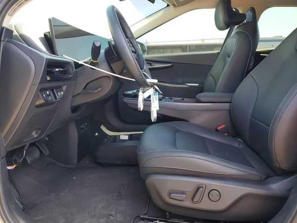 2025 KIA EV6