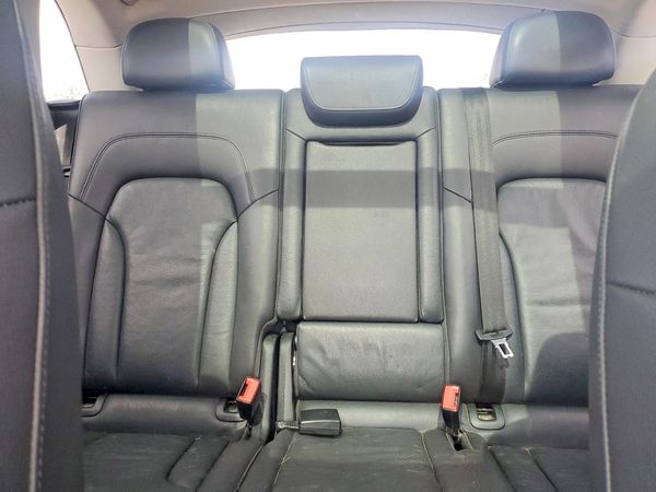 2013 AUDI Q5 Premium Plus