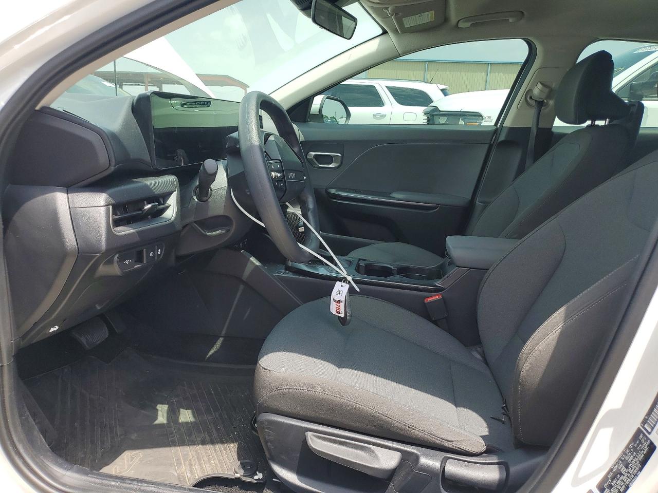 2025 KIA K4 LX, LXS