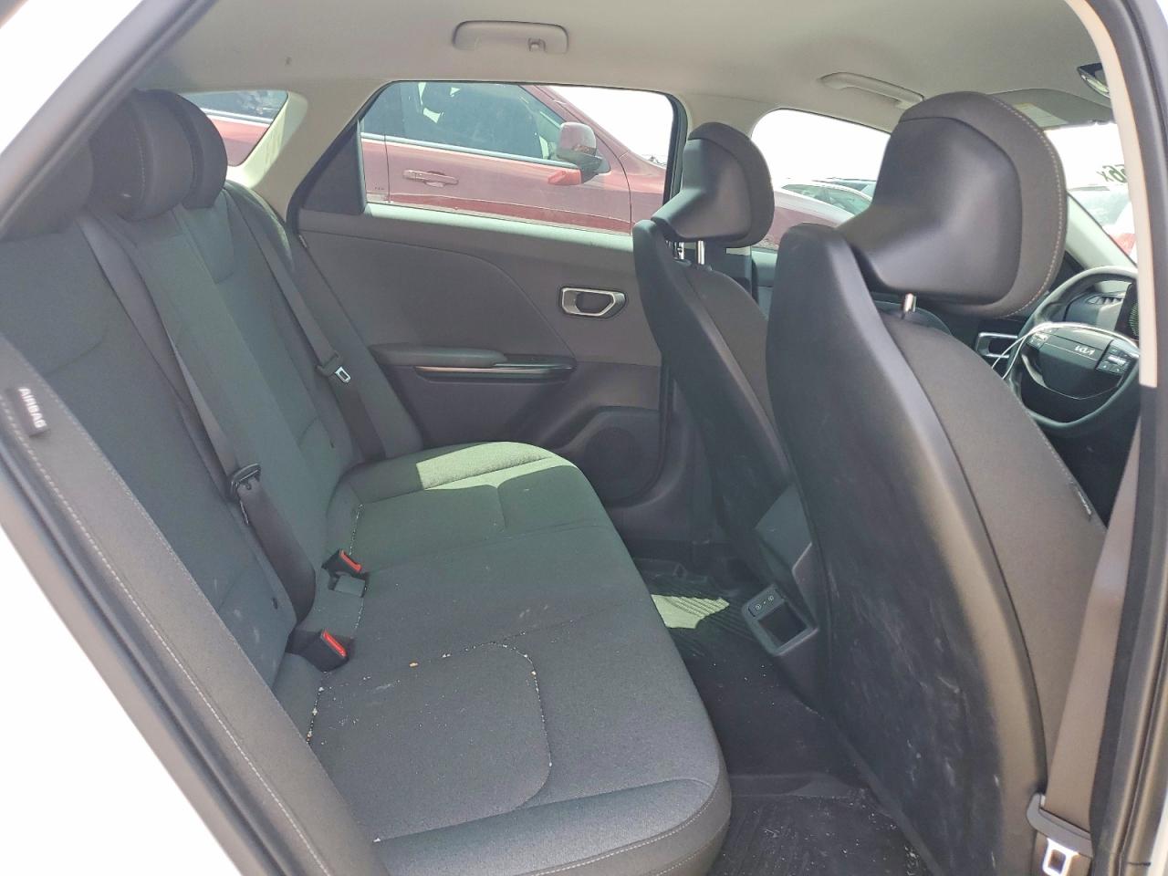 2025 KIA K4 LX, LXS