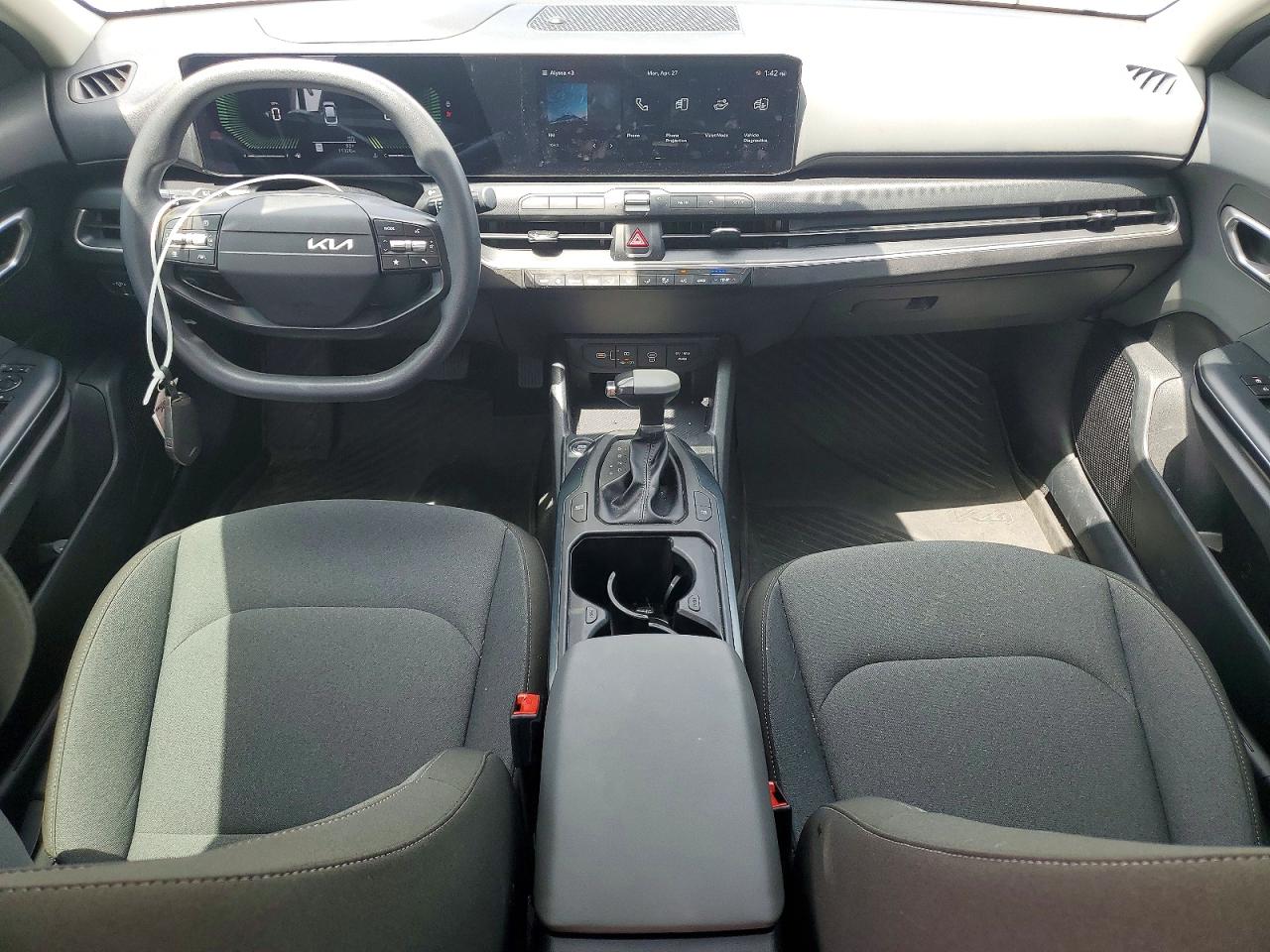 2025 KIA K4 LX, LXS