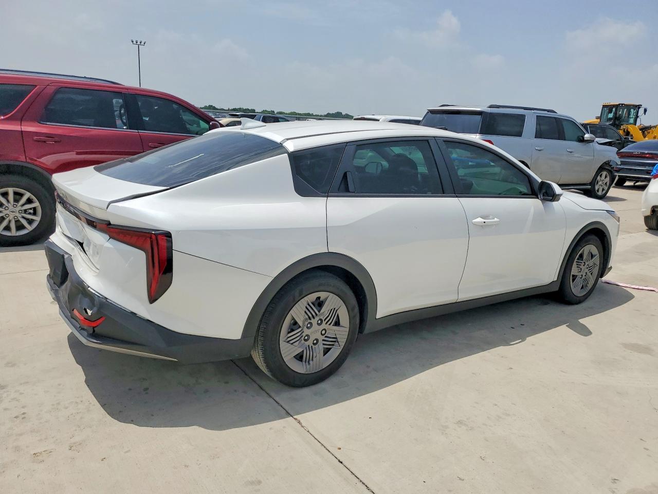2025 KIA K4 LX, LXS
