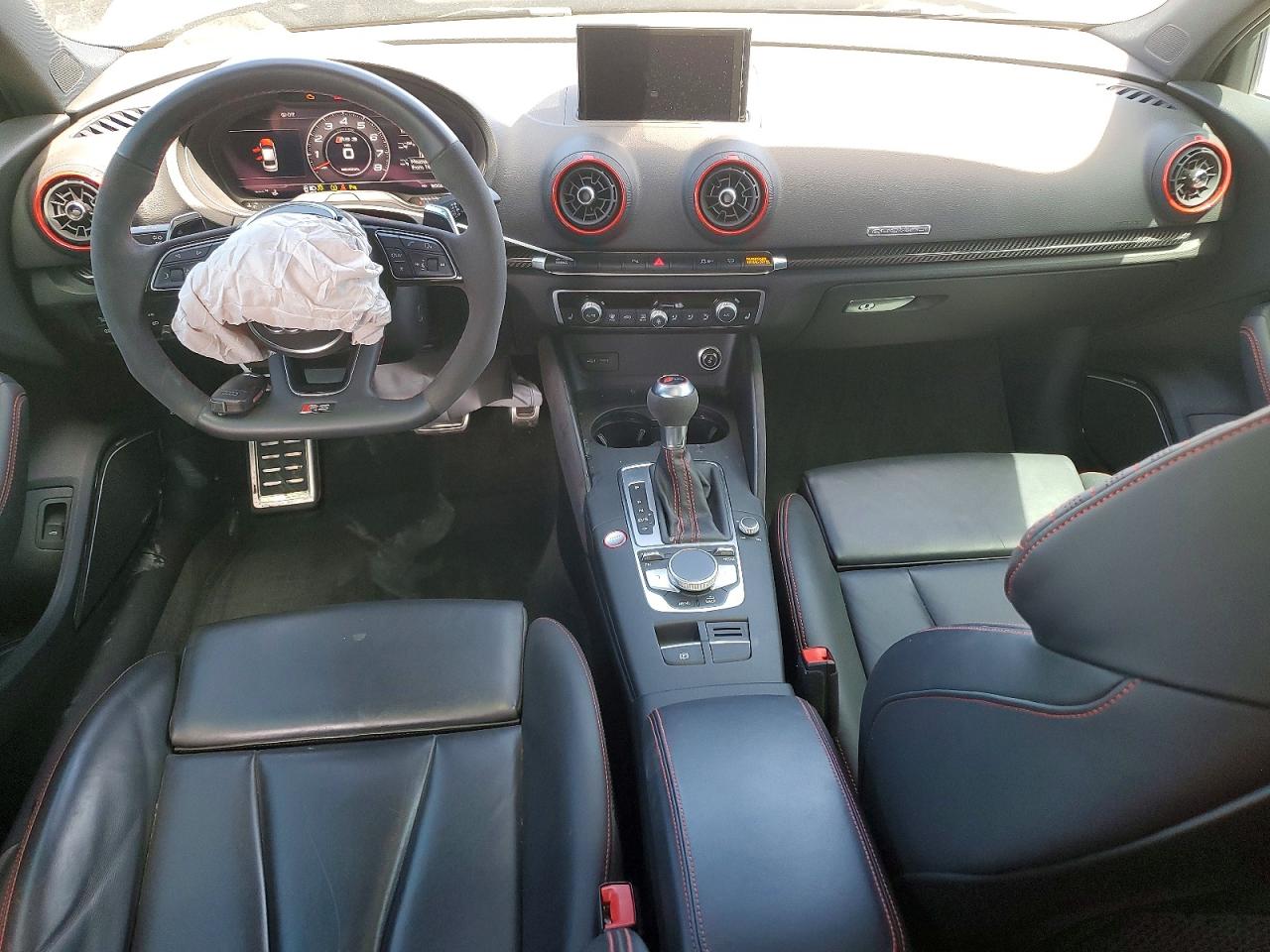 2019 AUDI RS3