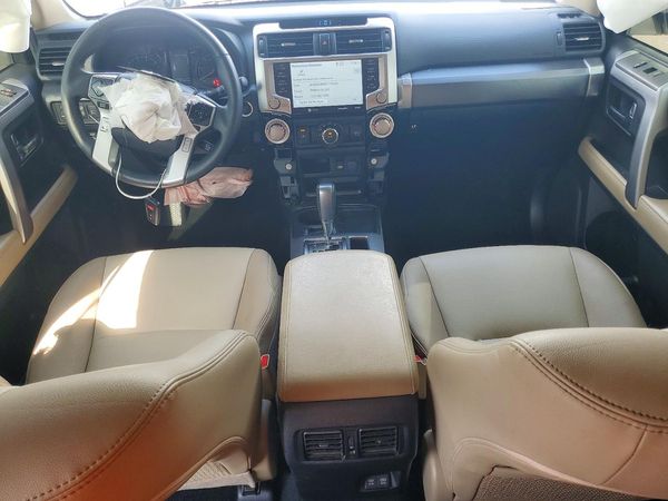 2022 TOYOTA 4RUNNER SR5 Prem