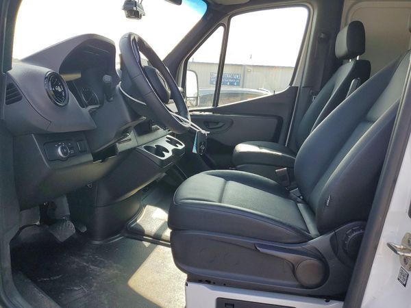 2025 MERCEDES-BENZ SPRINTER 907 (VS30)