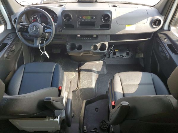 2025 MERCEDES-BENZ SPRINTER 907 (VS30)