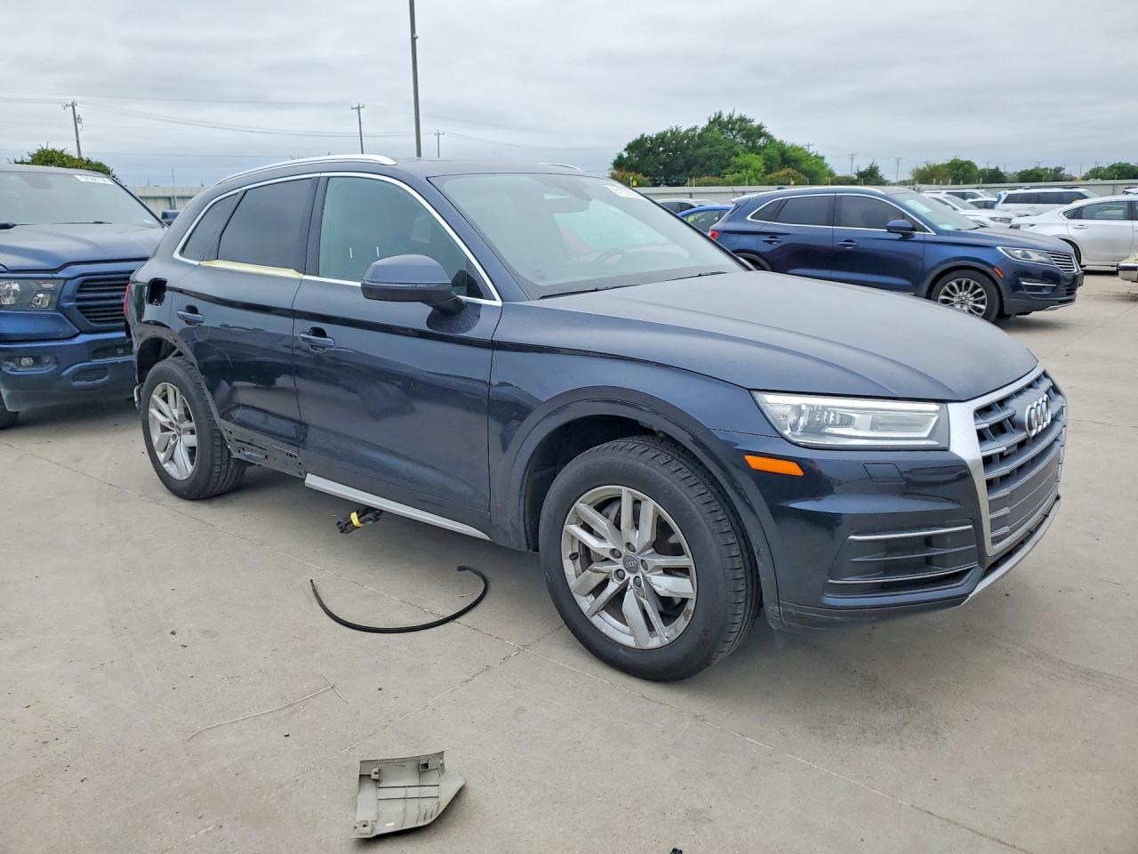 2020 AUDI Q5 quattro Premium