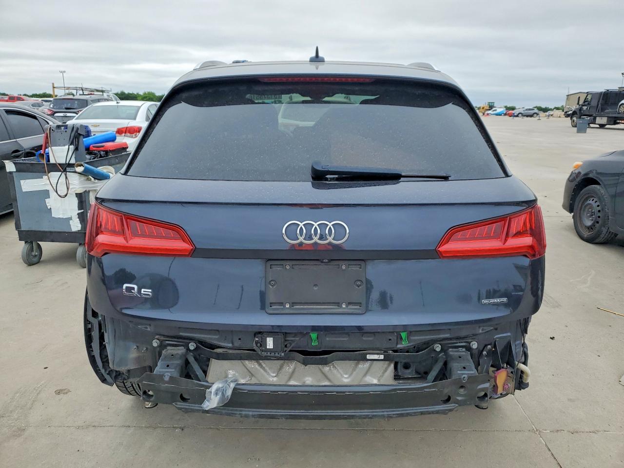2020 AUDI Q5 quattro Premium