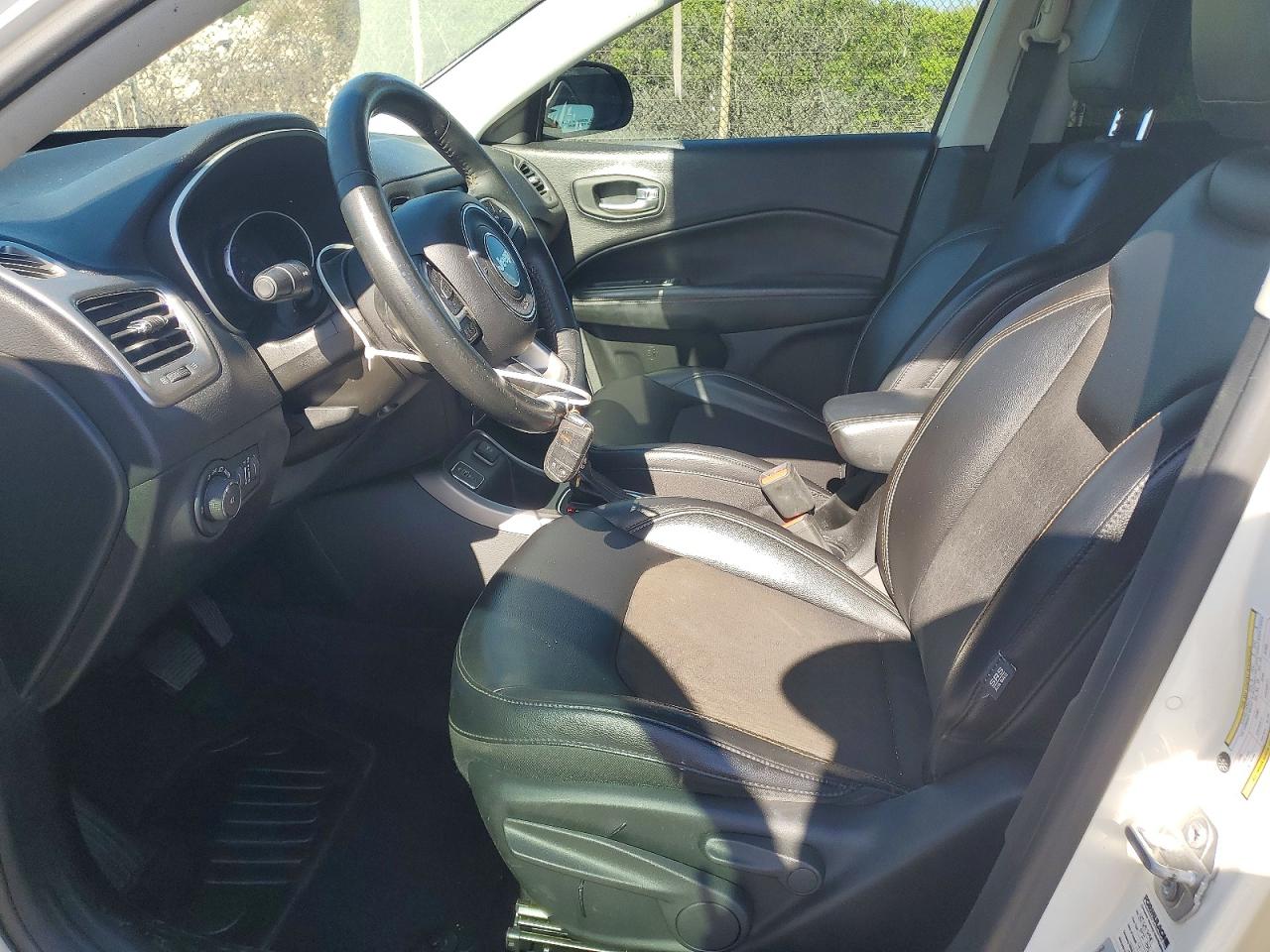 2017 JEEP COMPASS LATITUDE 4X2