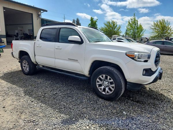 2016 TOYOTA TACOMA