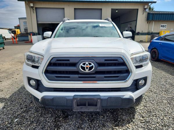 2016 TOYOTA TACOMA