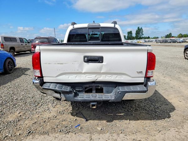 2016 TOYOTA TACOMA