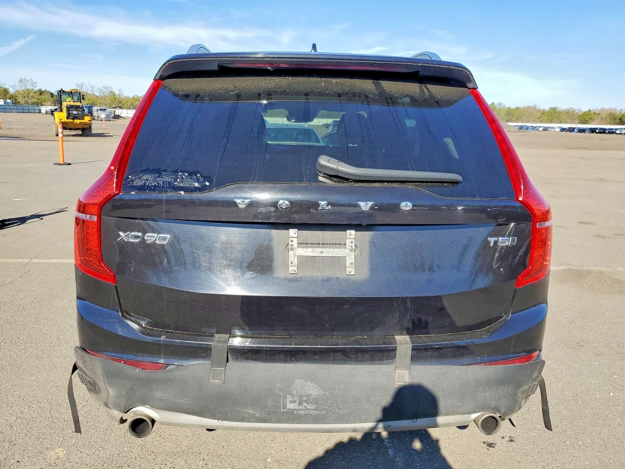 2019 VOLVO XC90 Momentum