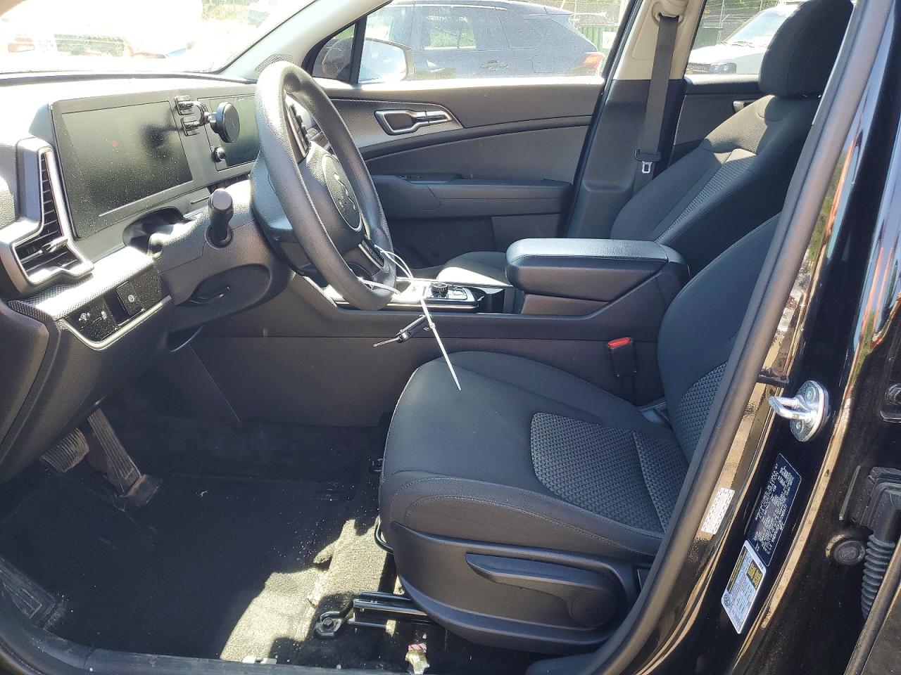 2024 KIA SPORTAGE LX