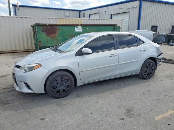 2015 TOYOTA COROLLA
