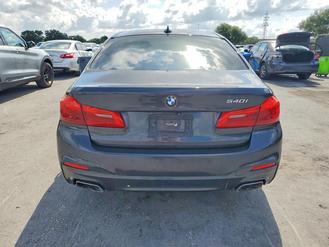 2019 BMW 540