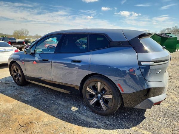 2023 BMW IX xDrive50i — DSRA