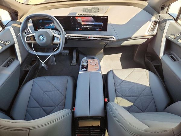 2023 BMW IX xDrive50i — CKPT