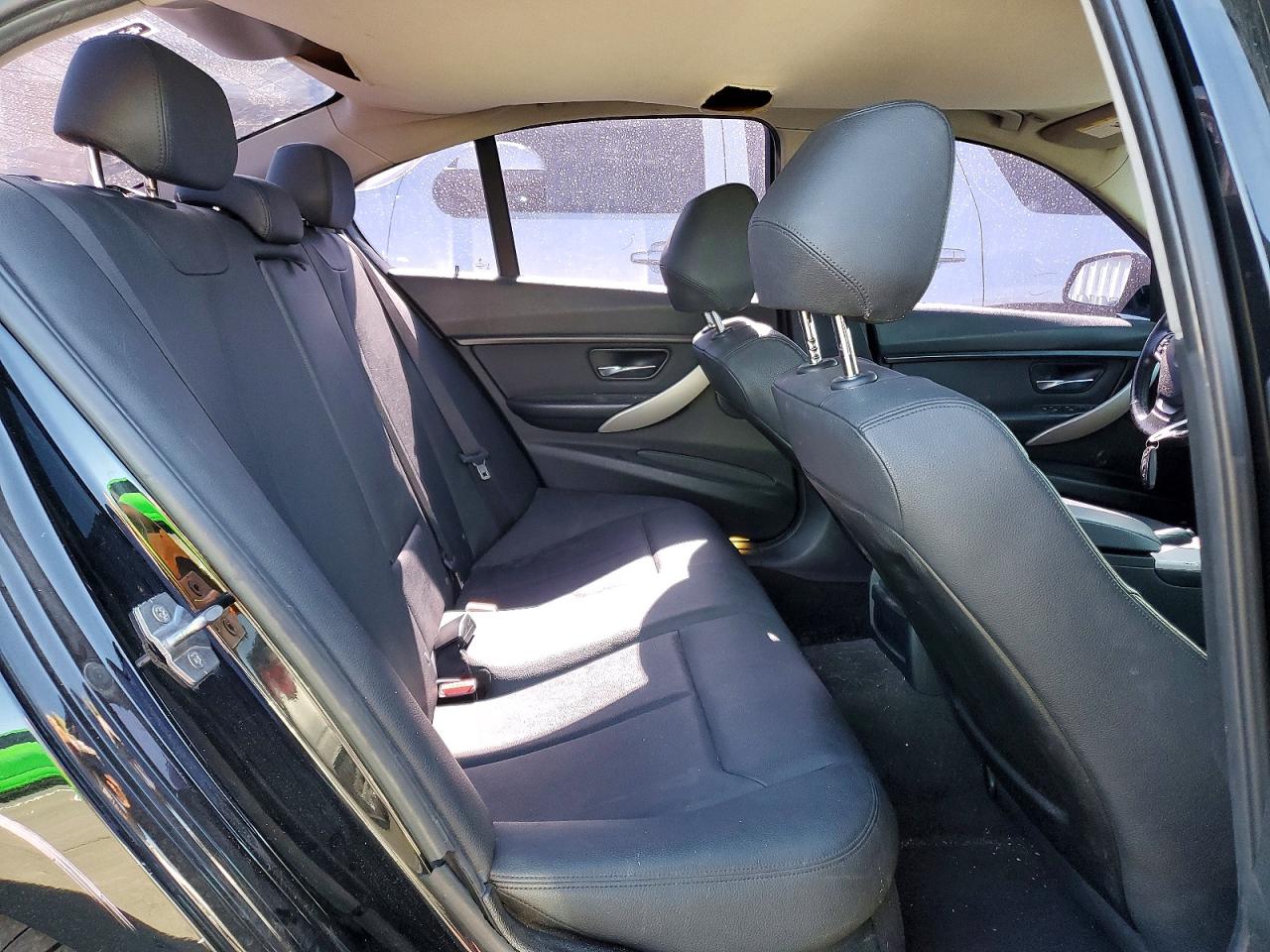 2015 BMW 320 xDrive SA