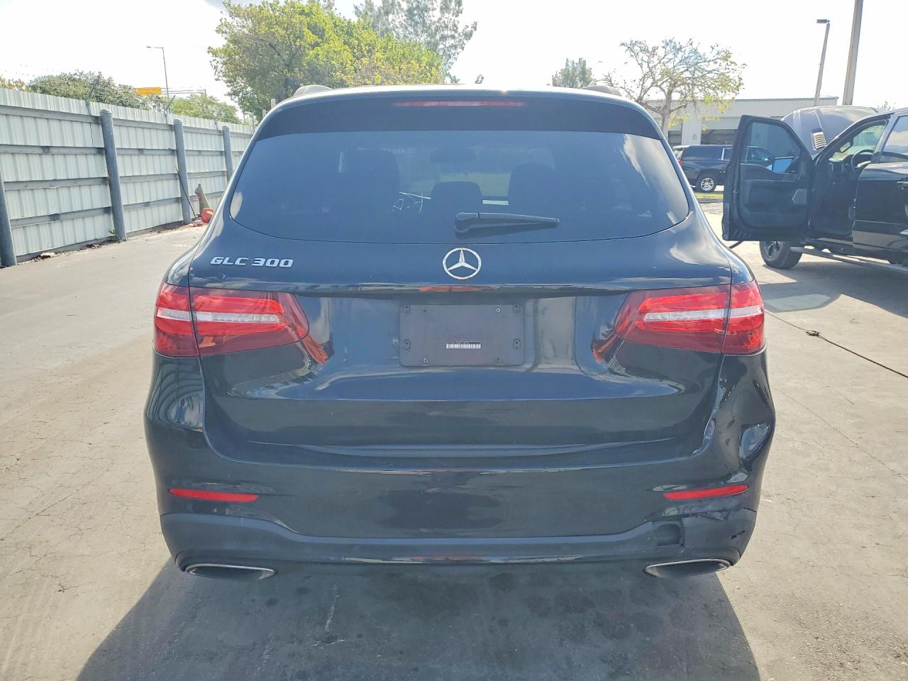 2019 MERCEDES-BENZ GLC GLC300