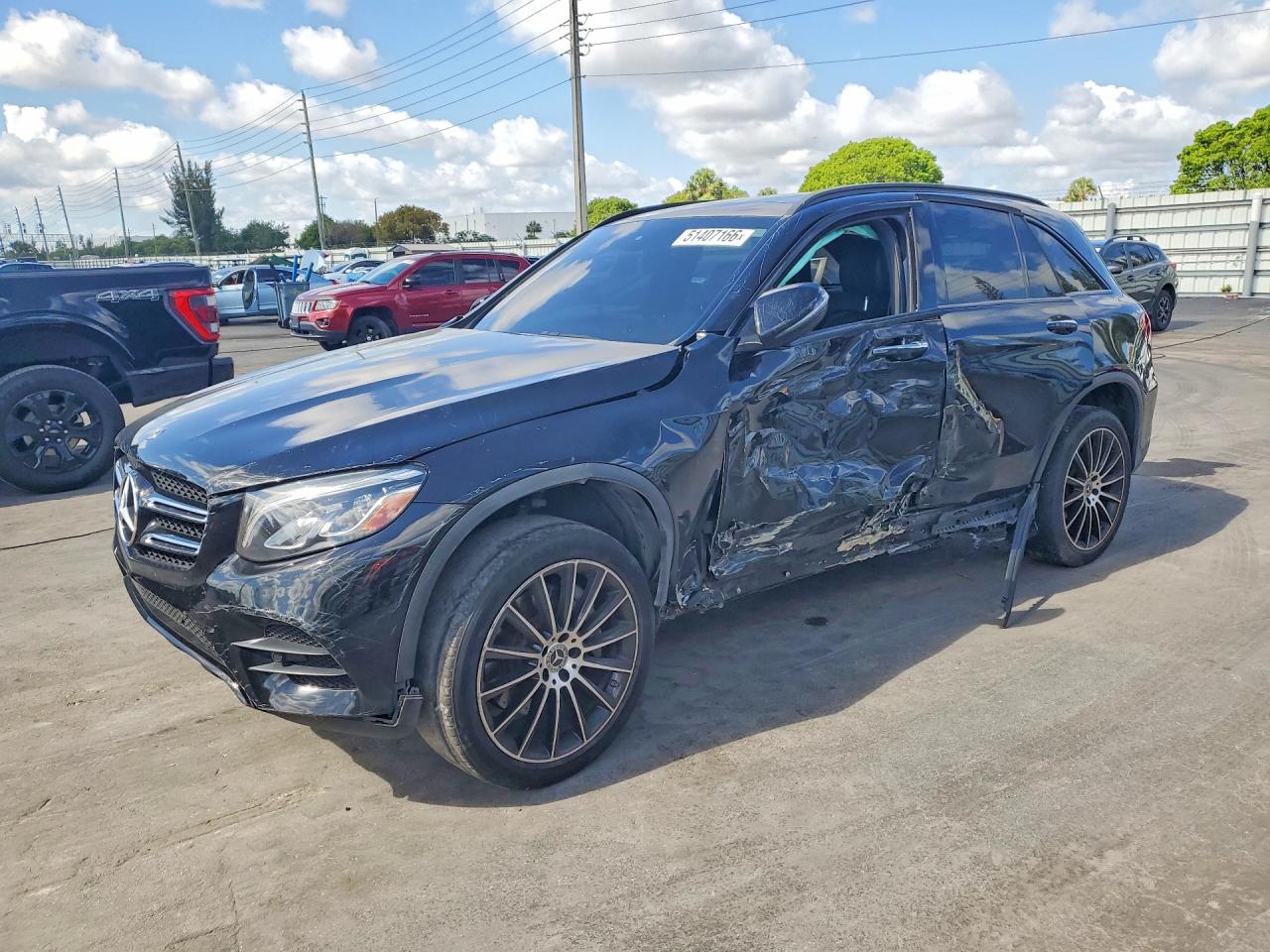 2019 MERCEDES-BENZ GLC GLC300