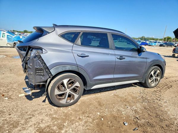 2018 HYUNDAI TUCSON