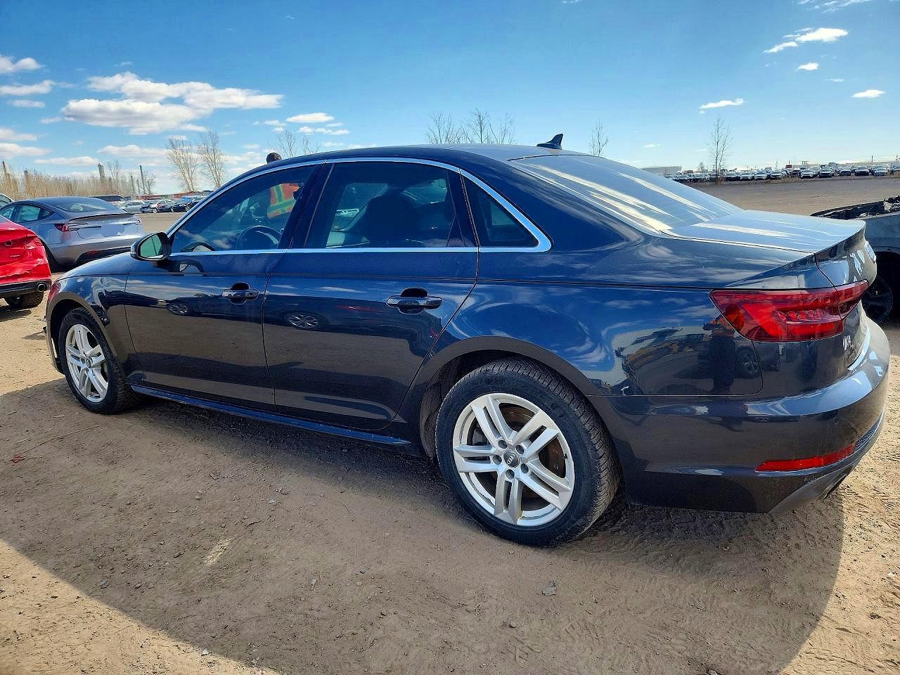 2018 AUDI A4 quattro Progressiv