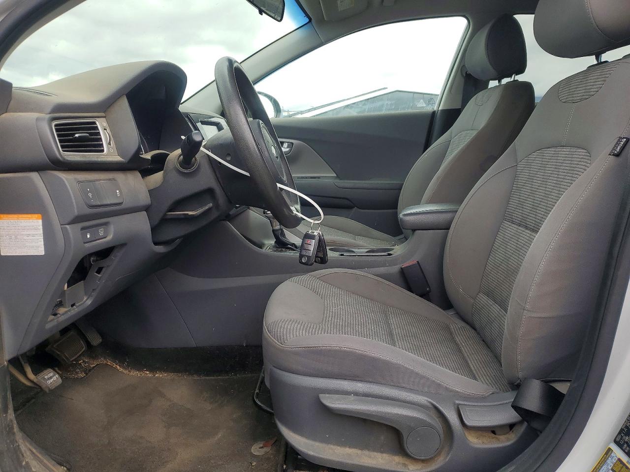 2017 KIA NIRO FE / LX / LX Tech