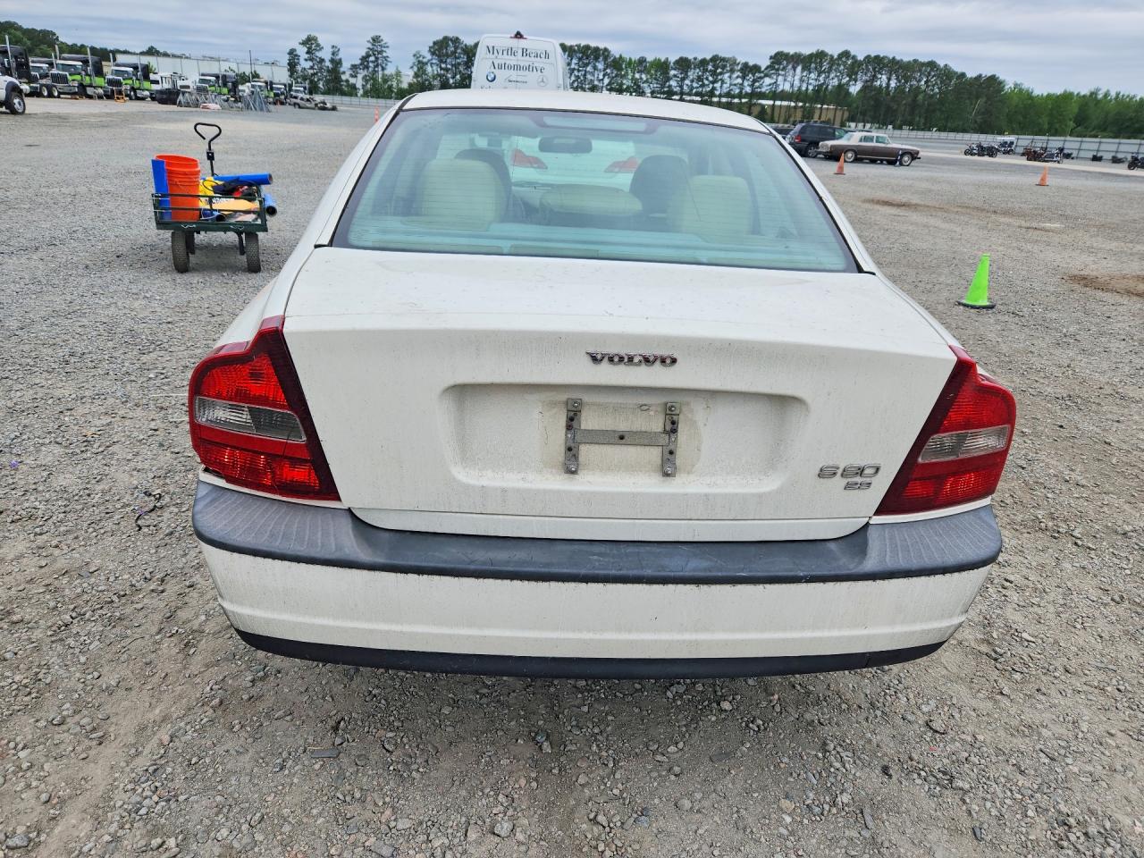 2001 VOLVO S80