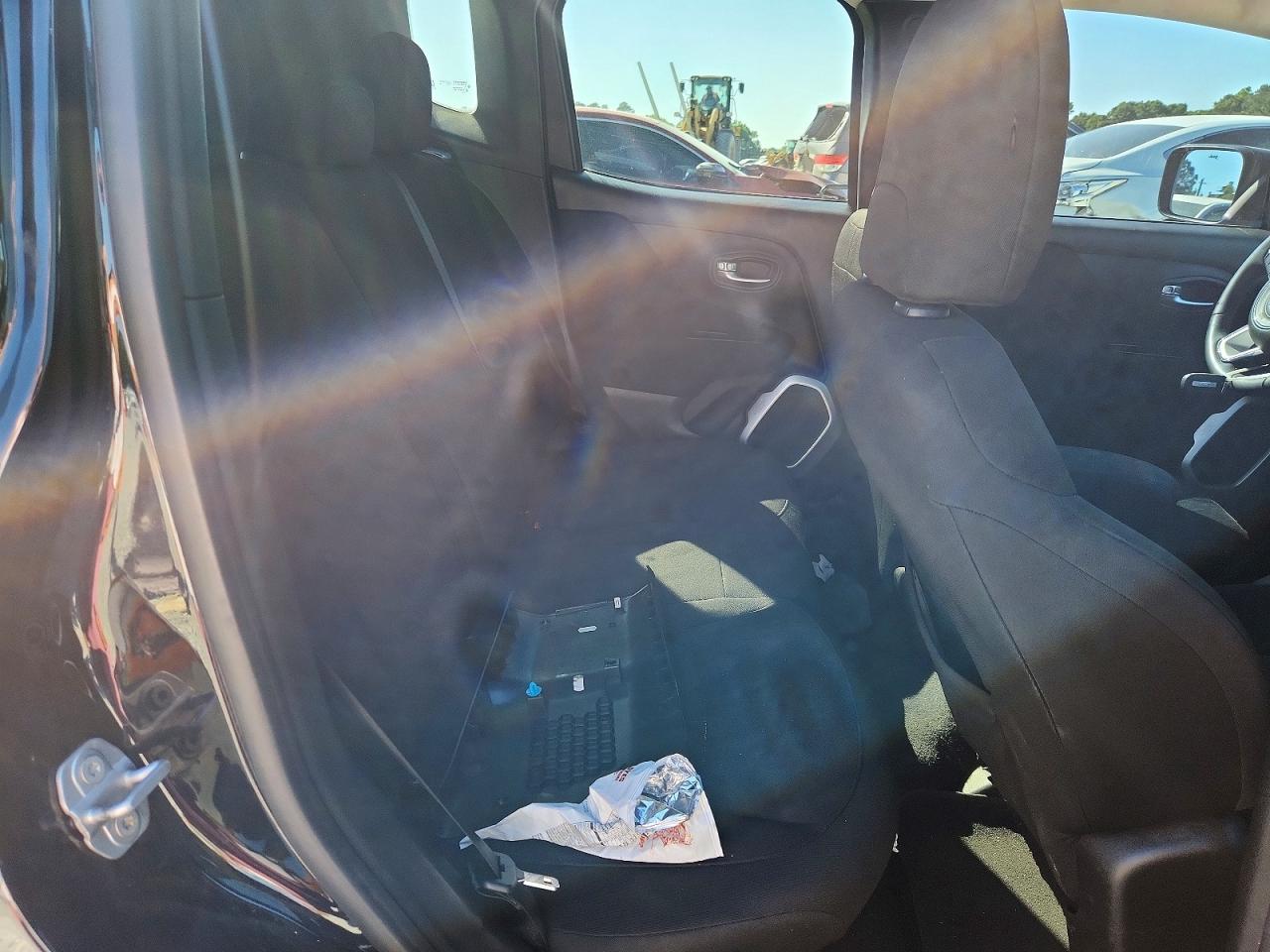 2018 JEEP RENEGADE LATITUDE 4X2
