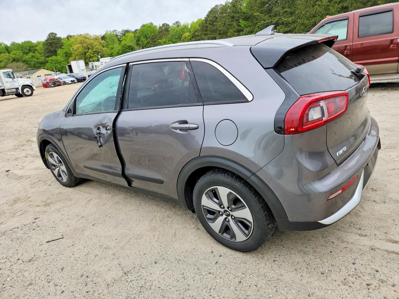 2017 KIA NIRO FE / LX / LX Tech