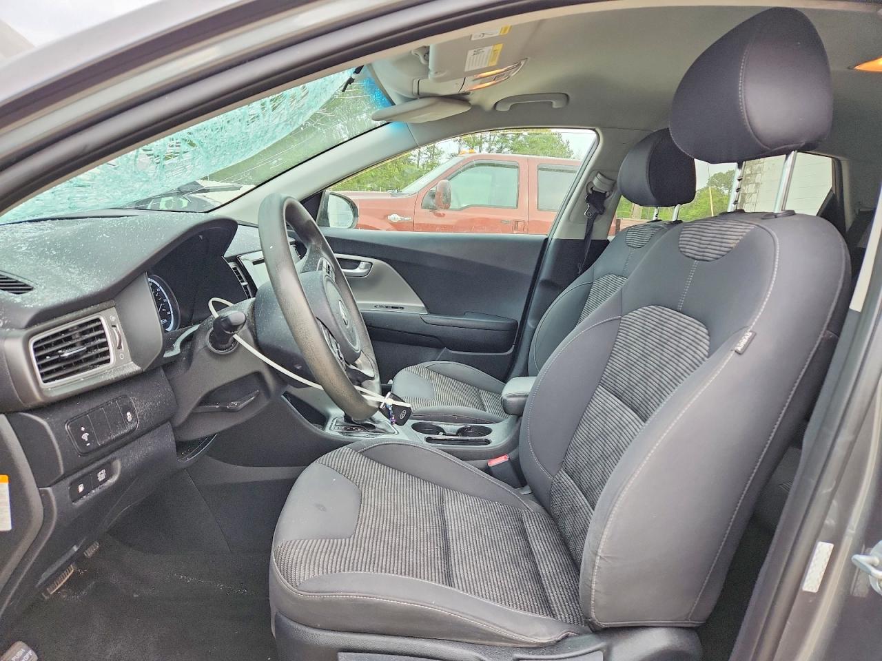 2017 KIA NIRO FE / LX / LX Tech
