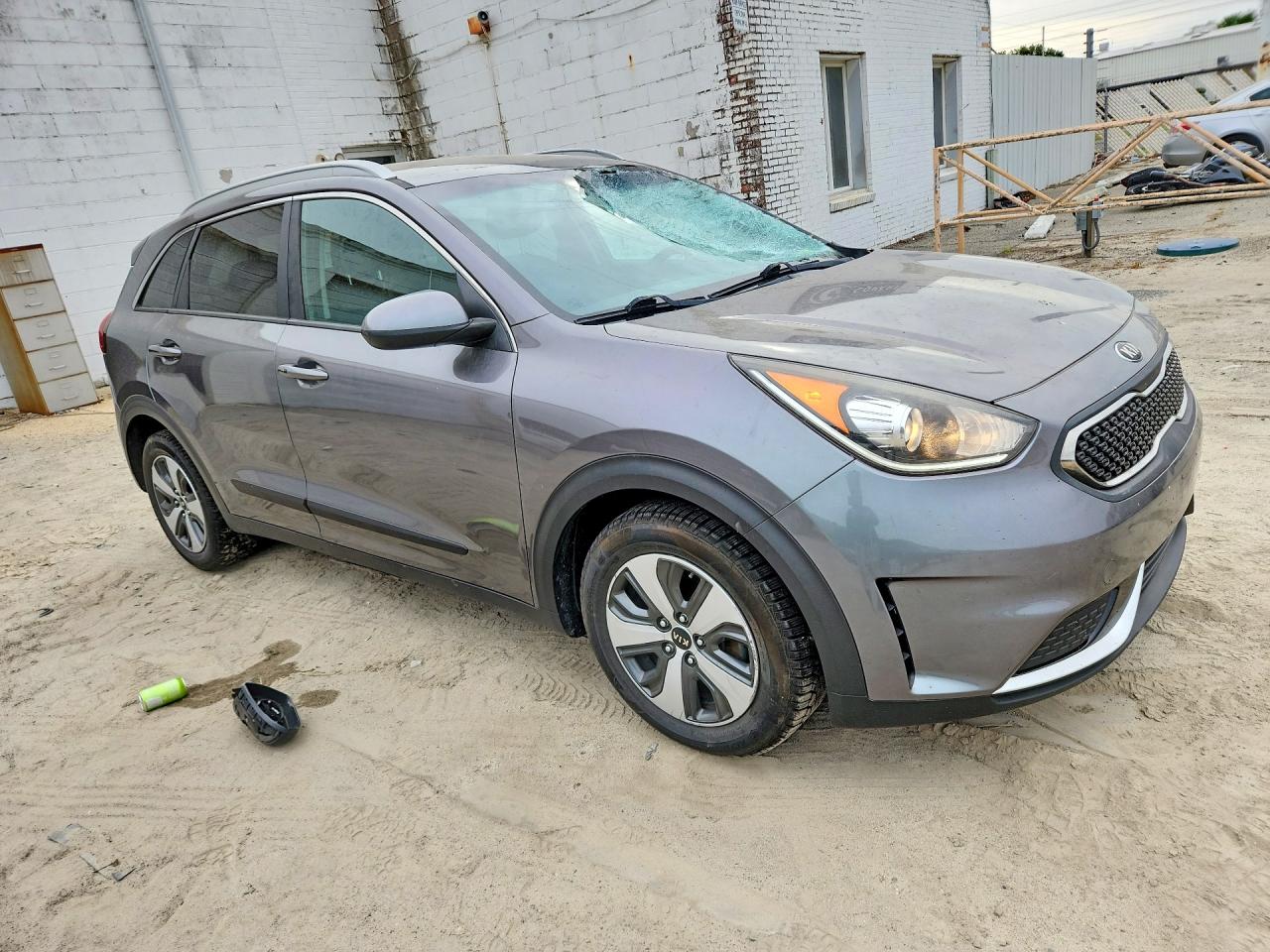 2017 KIA NIRO FE / LX / LX Tech
