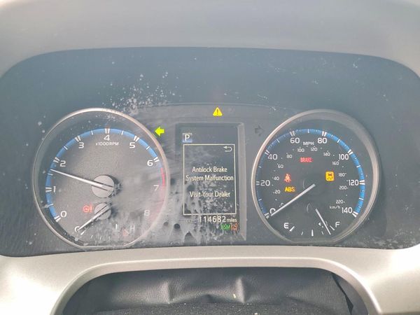 2018 TOYOTA RAV4 Adventure/XLE