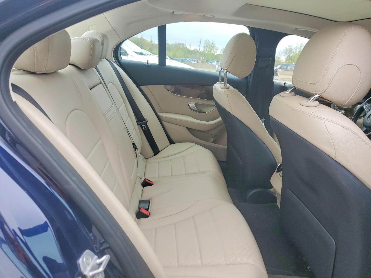 2016 MERCEDES-BENZ C